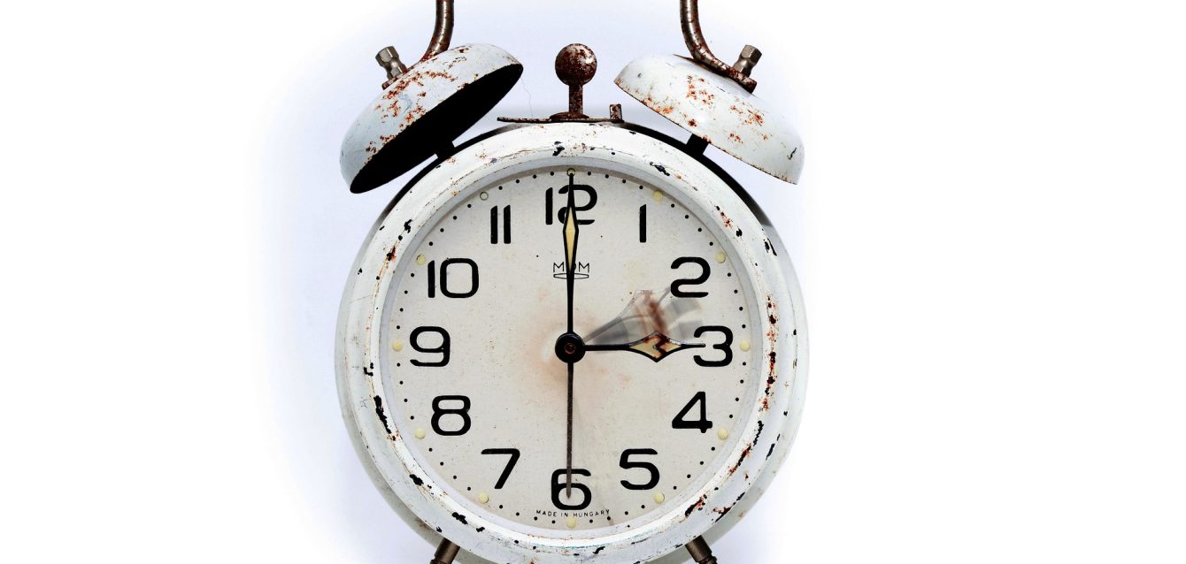 piro4d-alarm-clock-2175382_1920